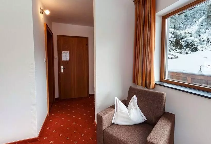 Hotelli Pension Winnebach