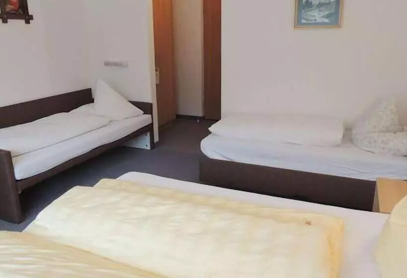 Hotelli Pension Winnebach