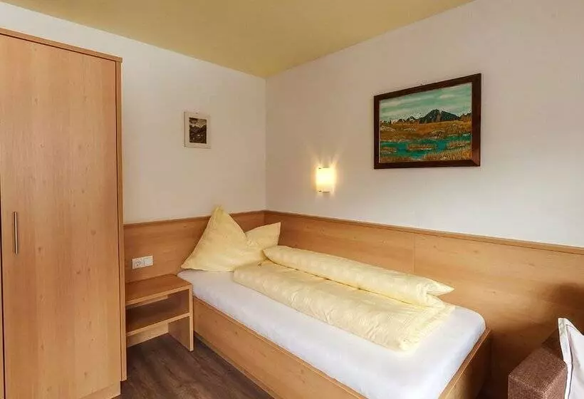 Hotelli Pension Winnebach