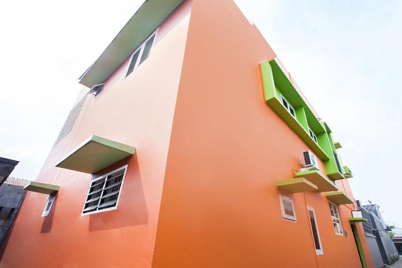 호텔 Oyo Life 2254 Kost Oetama Syariah