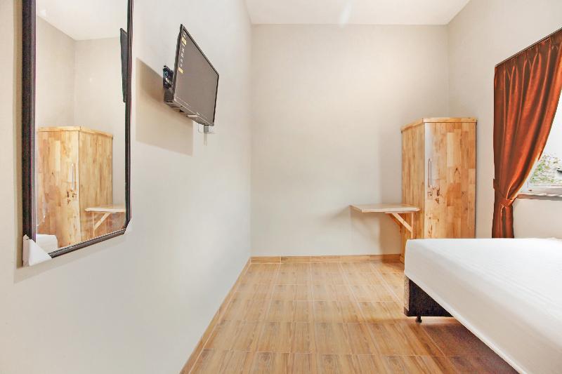 호텔 Oyo Life 2254 Kost Oetama Syariah