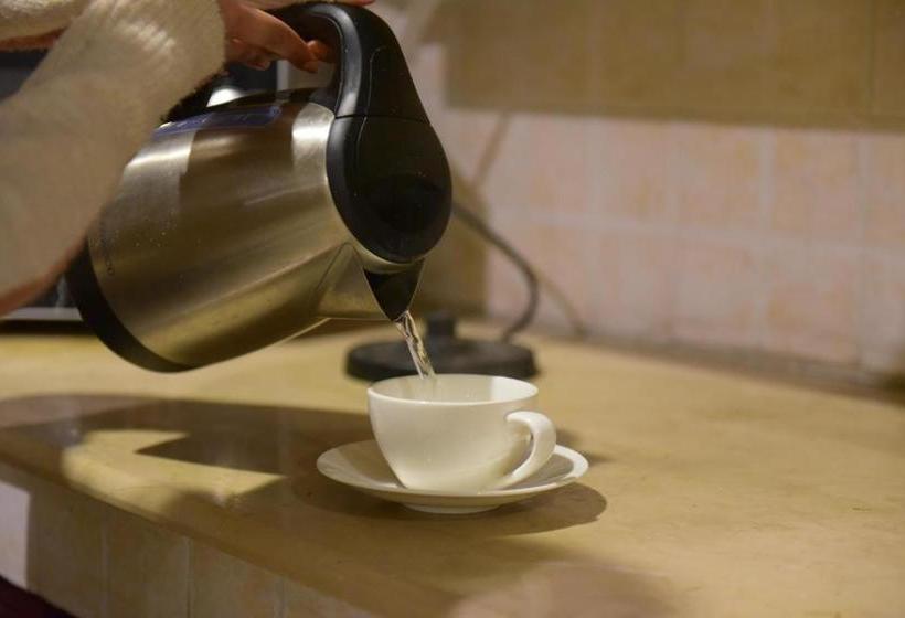 هتل Quality Lodges Bhurban