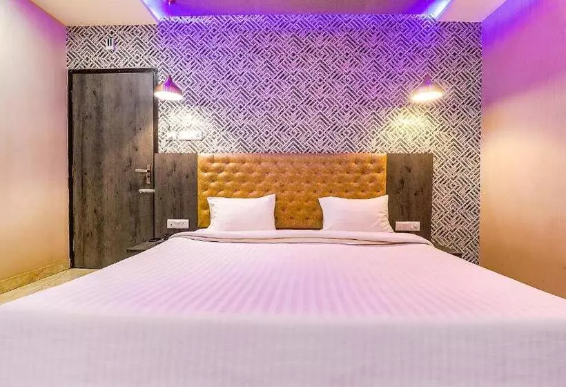 Fabhotel Rudra Inn & Cafe