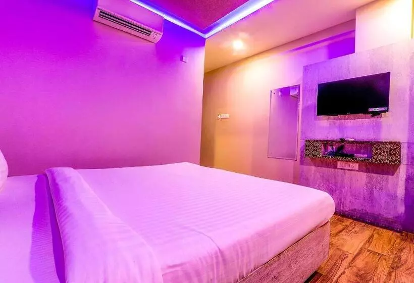 Fabhotel Rudra Inn & Cafe