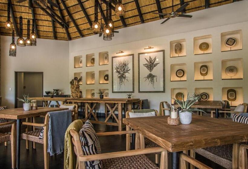 ホテル Abelana River Lodge