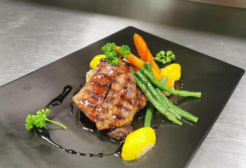 ホテル Abelana River Lodge