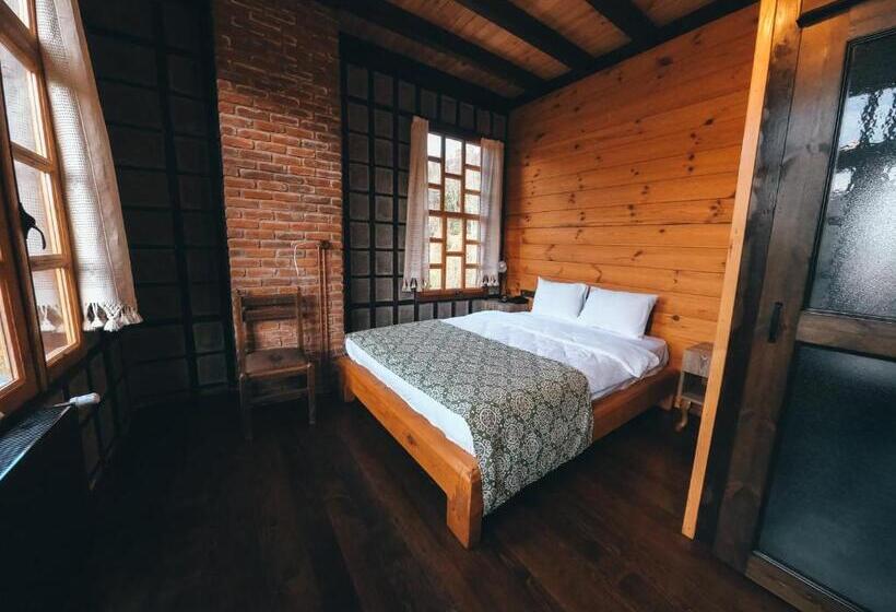 فندق Dudi̇ Konak