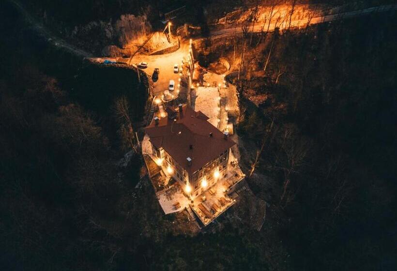 فندق Dudi̇ Konak