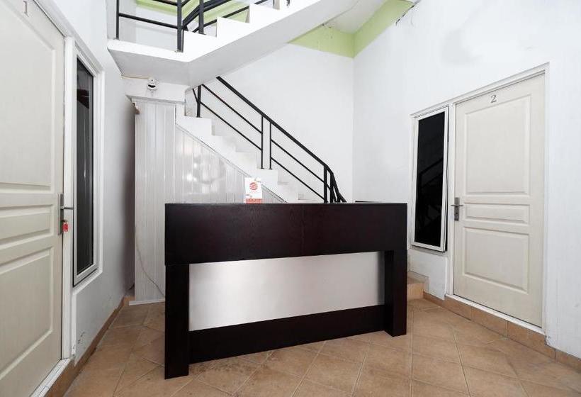 Hotel Oyo 2206 Penthouse