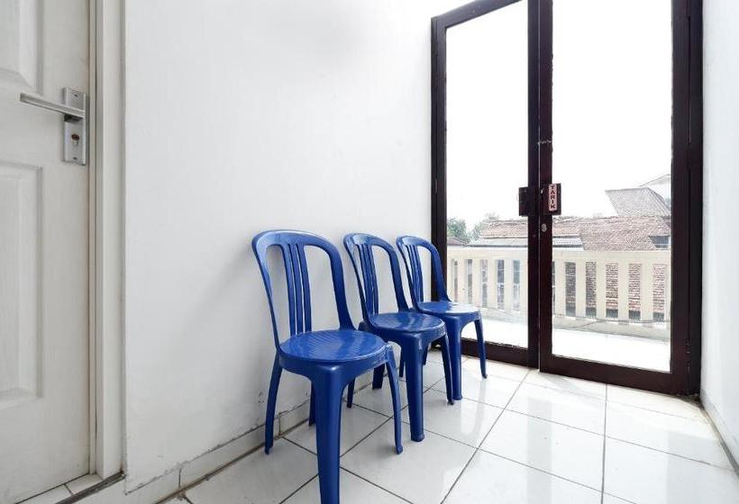 Hotel Oyo 2206 Penthouse