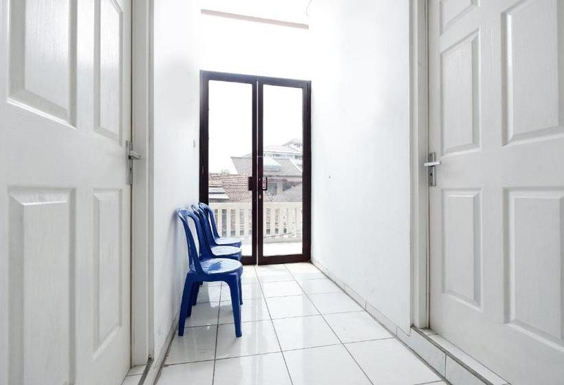 Hotel Oyo 2206 Penthouse