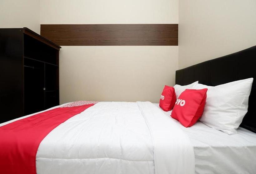 Hotel Oyo 2206 Penthouse