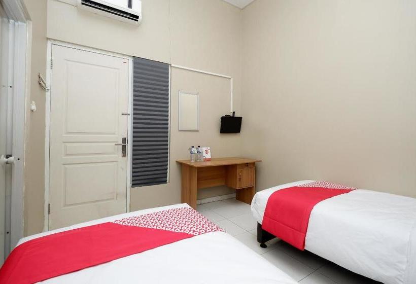 Hotel Oyo 2206 Penthouse