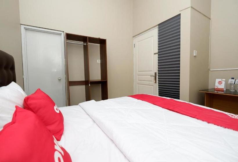 Hotel Oyo 2206 Penthouse