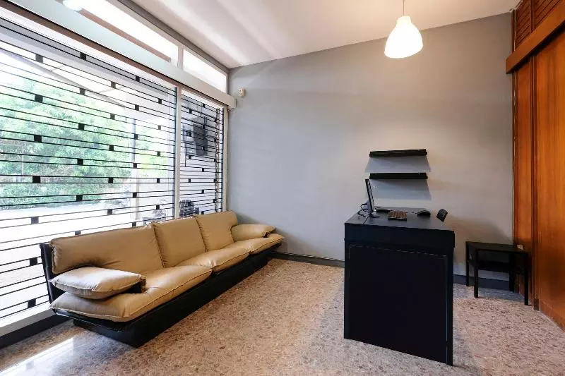 Hotel Spot On 2281 Omajo