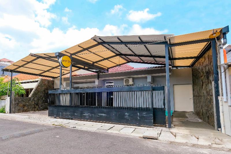 בית מלון כפרי Spot On 2281 Omajo