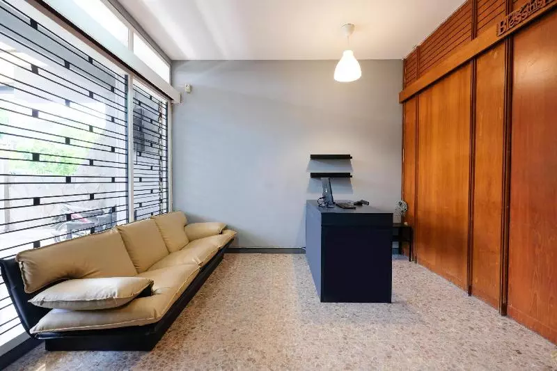 Hotel Spot On 2281 Omajo