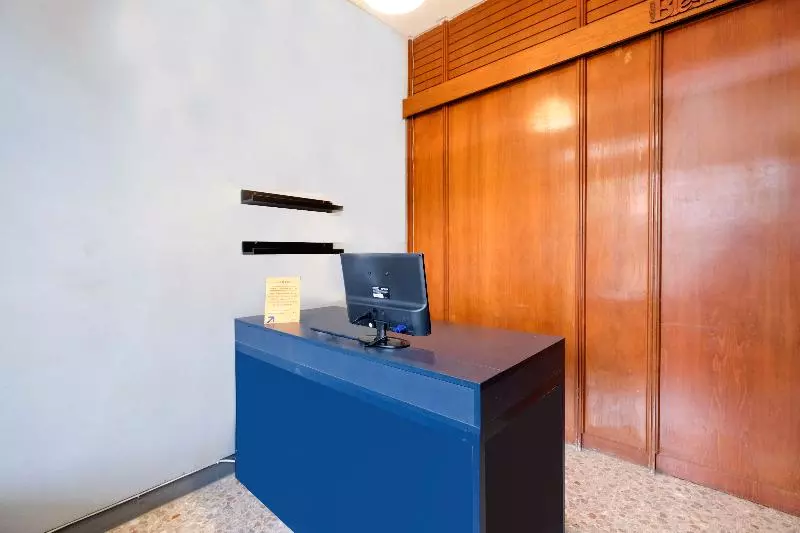 Hotel Spot On 2281 Omajo