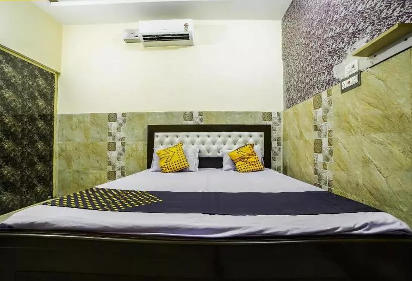 Hotelli Spot On 63979  Spark