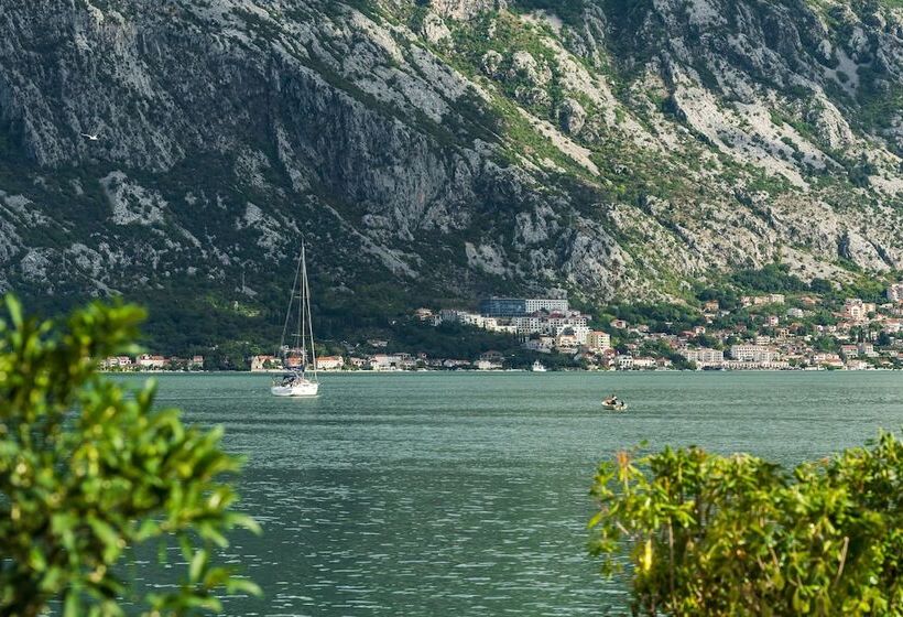 Hyatt Regency Kotor Bay Resort