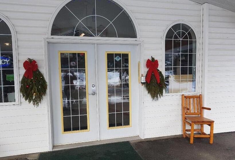 Anchor Riverfront Motel