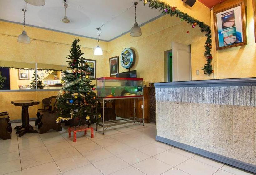 Hotel Oyo 482 Sitio Manuel