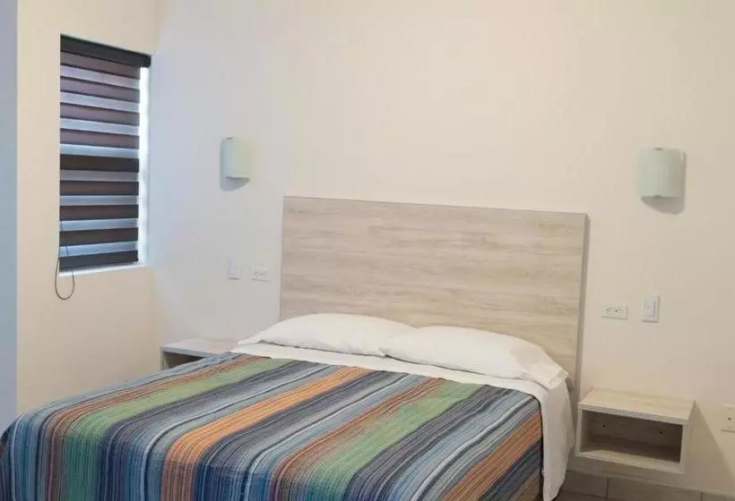 ユースホステル Magnolias Suites