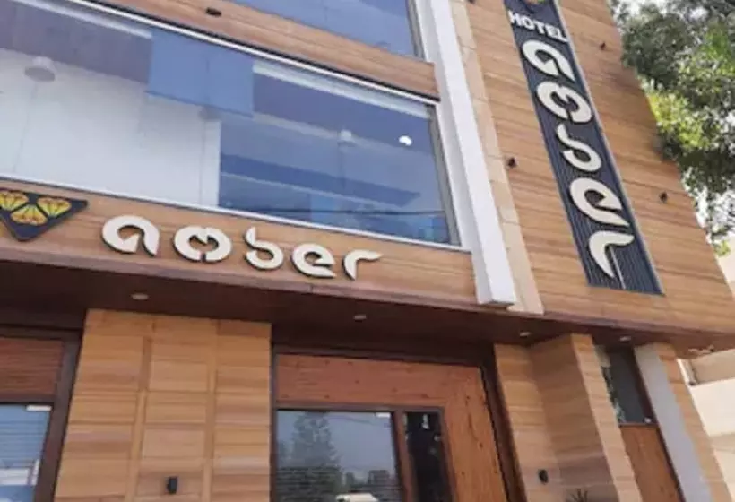 ホテル Amber