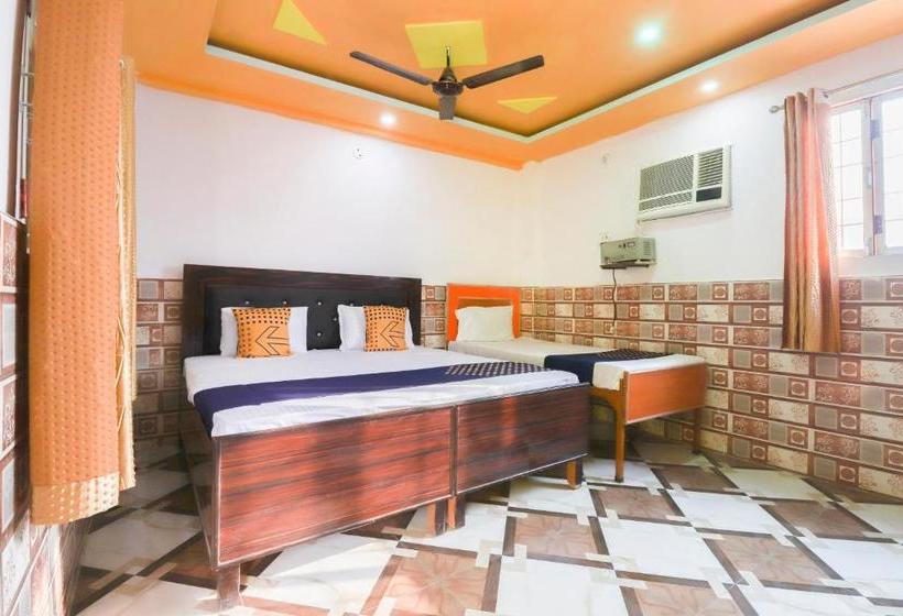 هتل Spot On 49251 Harish Chandra Guest House