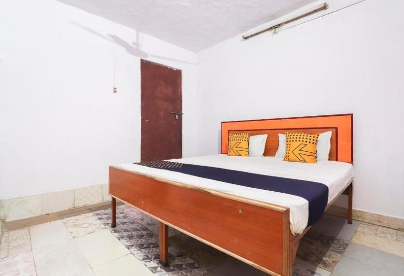 هتل Spot On 49251 Harish Chandra Guest House