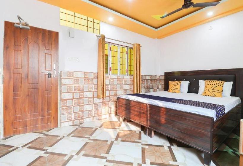 هتل Spot On 49251 Harish Chandra Guest House