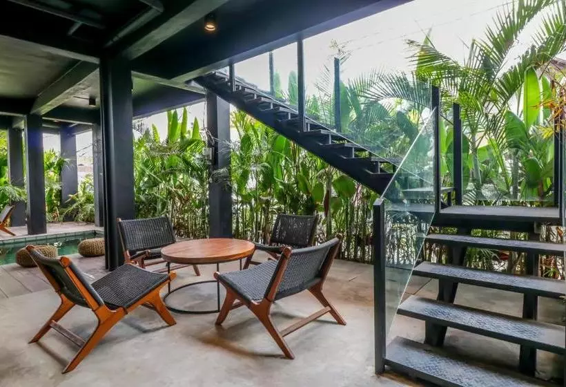 Escotel Krisnantara