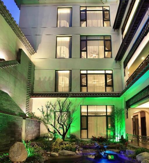 Отель Lijiang Puyuan Jingshe