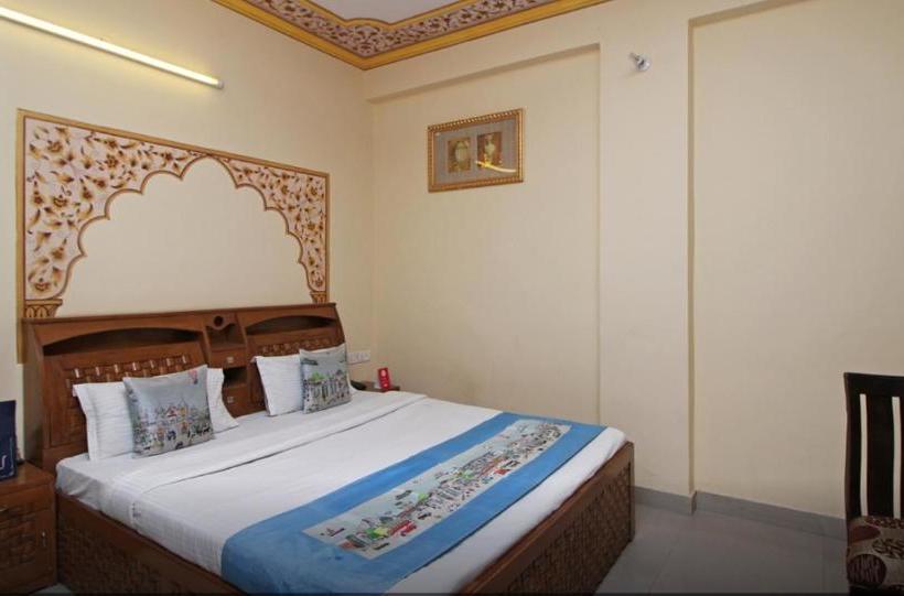 בית מלון כפרי Piestay Shahi Palace