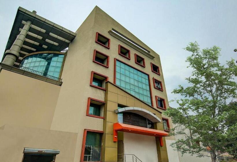 Itsy Hotels Oasis Inn