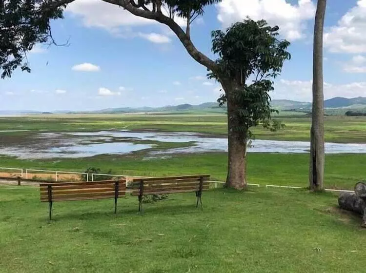 ペンション Pousada Pontal Do Lago