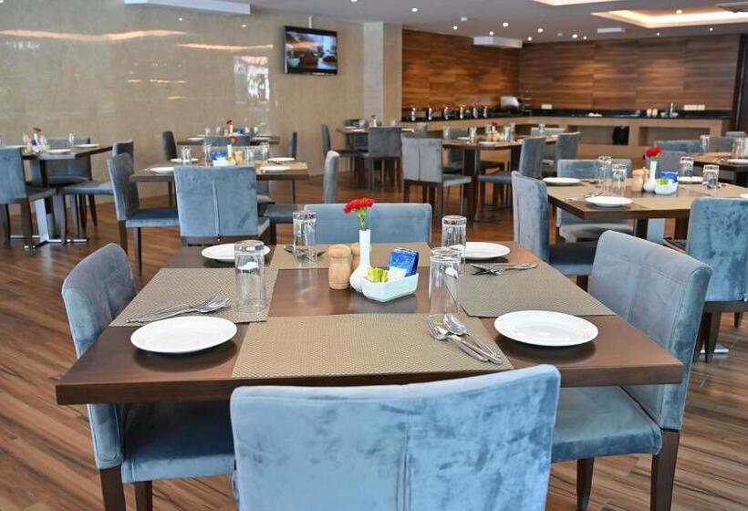 Resort The Lohias, Goa Candolim