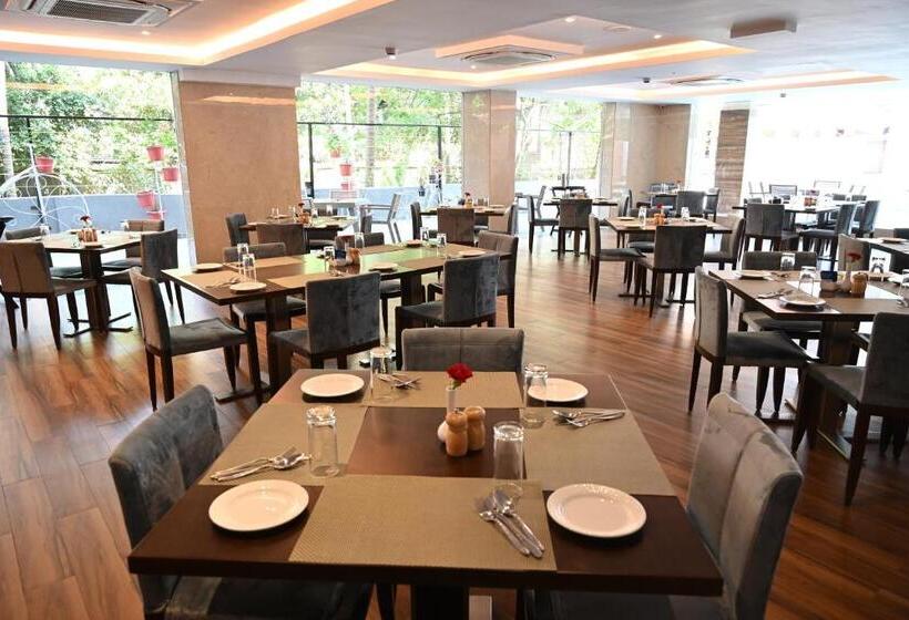 Resort The Lohias, Goa Candolim