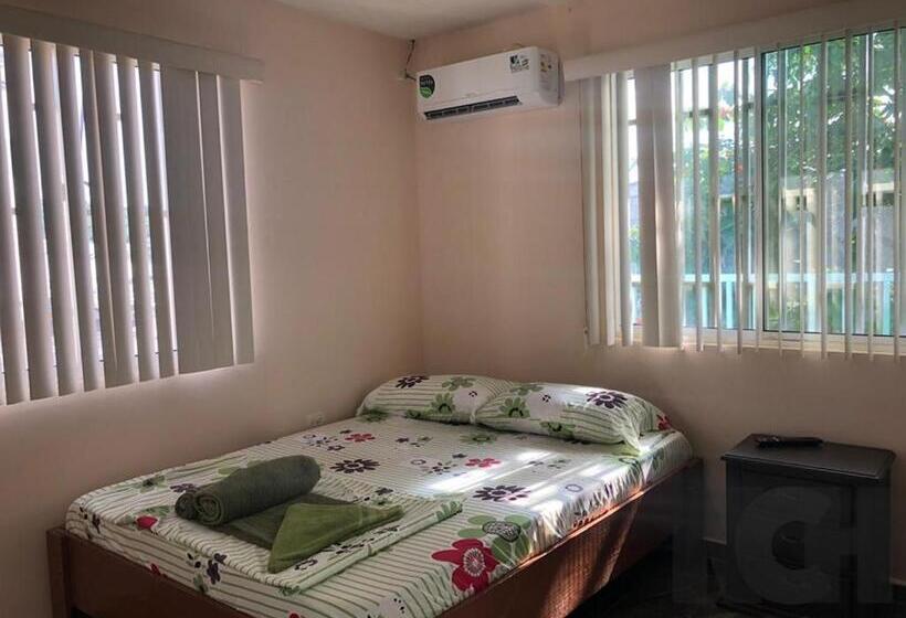 هاستل Apartamento Turistico Eisamar