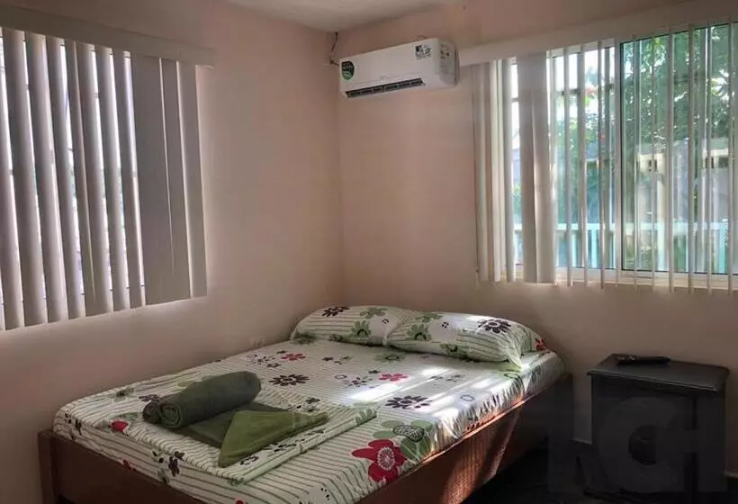 Retkeilymaja Apartamento Turistico Eisamar