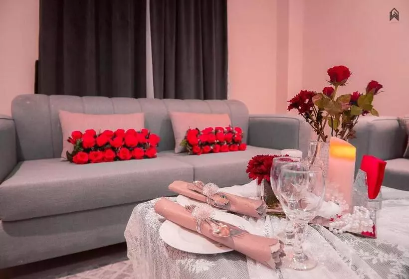 هتل Loluat Al Matar Furnished Units