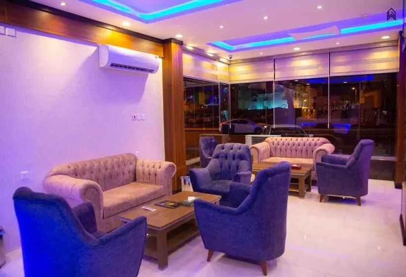 هتل Loluat Al Matar Furnished Units