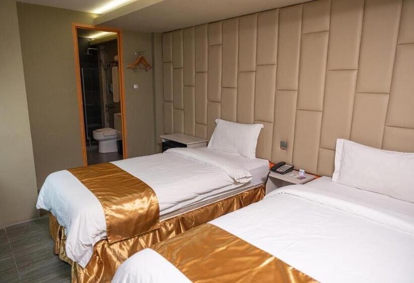 Hotel Felicity Island