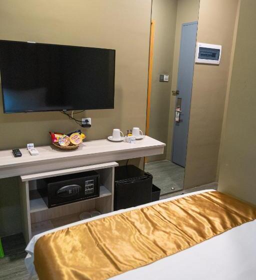 Hotel Felicity Island