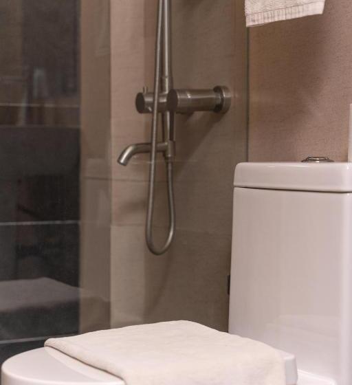 Hotel Felicity Island