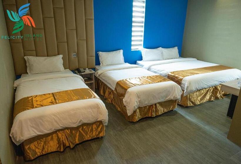 Hotel Felicity Island