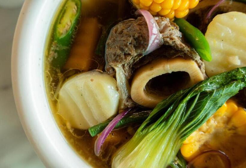 Hotel Felicity Island