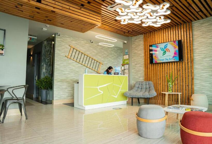 Hotel Felicity Island