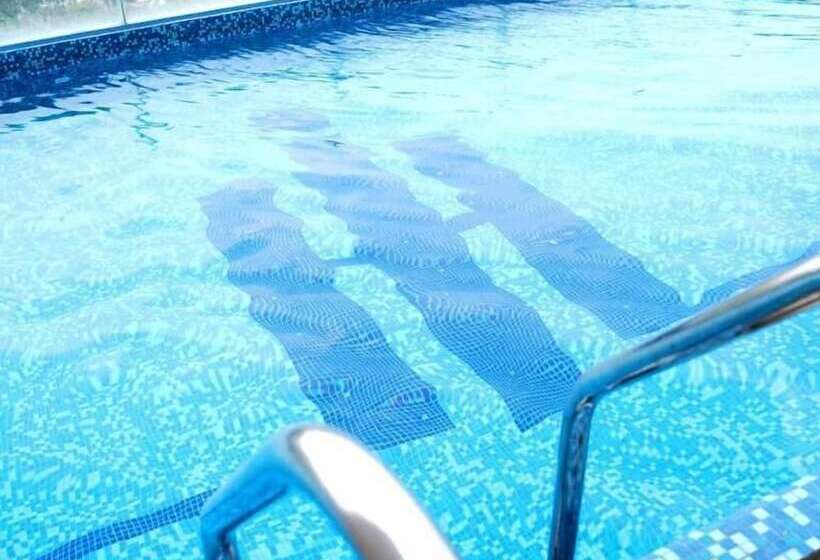 Indigo Heights Hotel & Suites