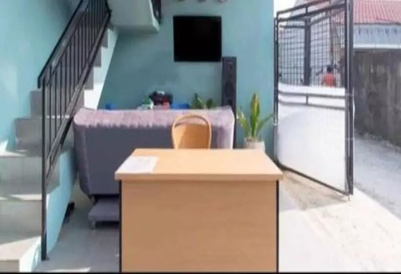 Hotelli Spot On 92839 Nany Asoka Syariah